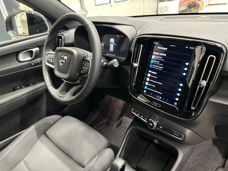 Volvo EX40 Extended Range Plus 5d