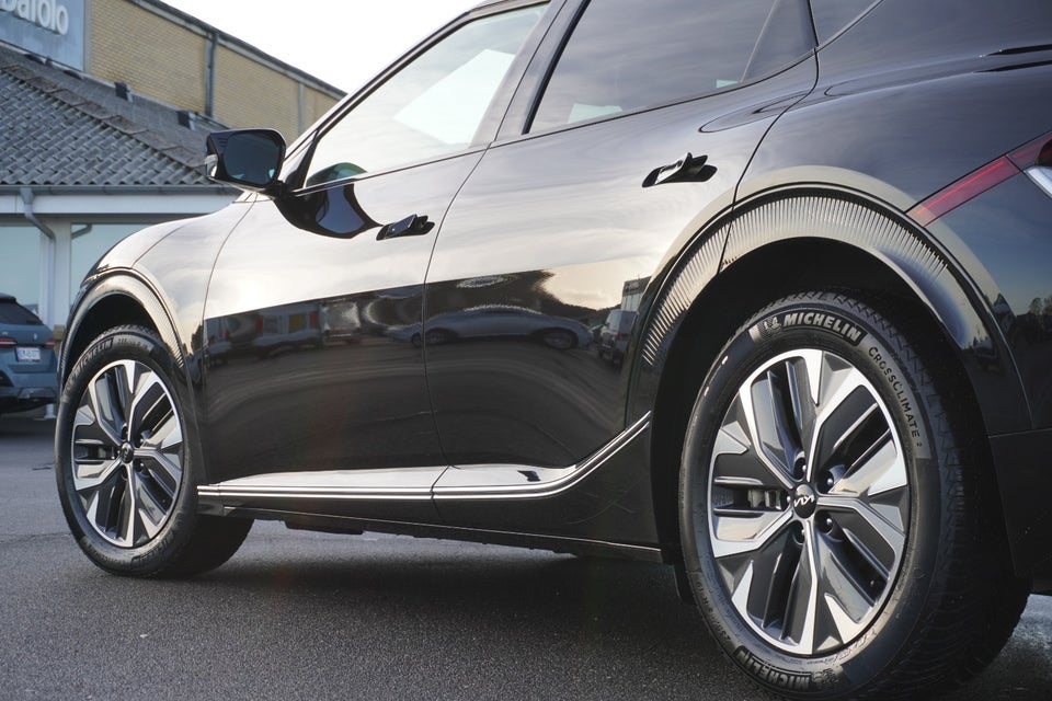 Kia EV6 77 Long Range Performance Upgrade AWD 5d