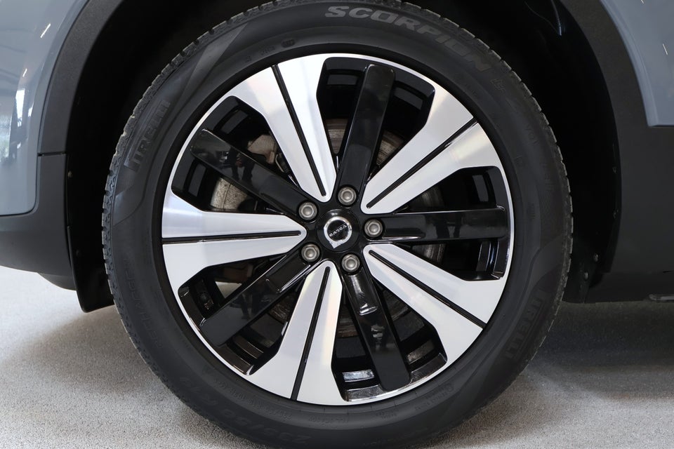 Volvo XC40 P6 ReCharge Plus 5d