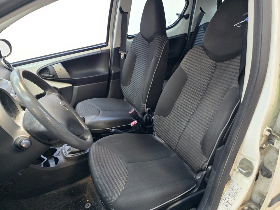 Peugeot 107 1,0 Cool 5d