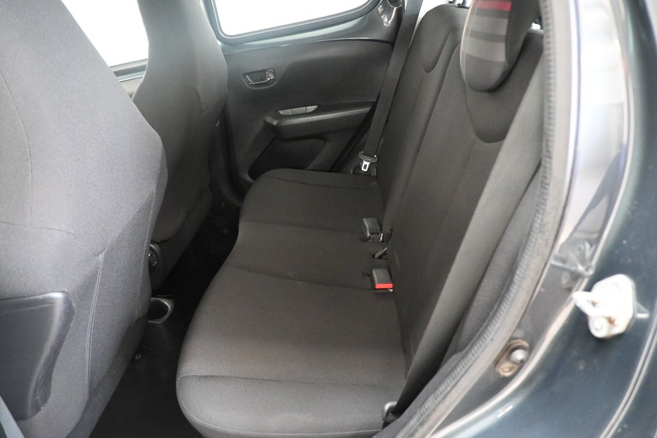 Peugeot 108 1,0 e-VTi 69 Allure 5d