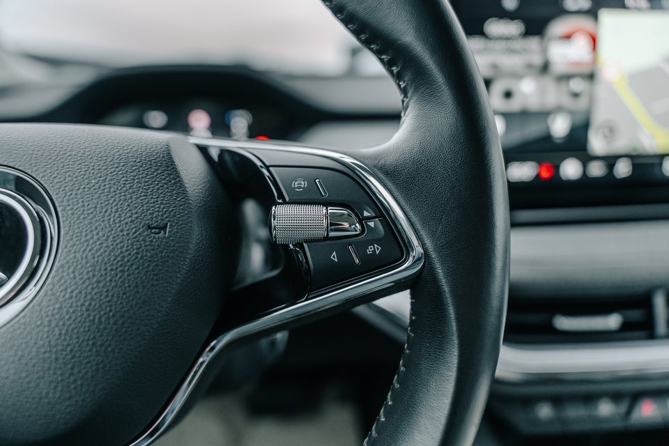 Skoda Enyaq 60 iV Loft 5d