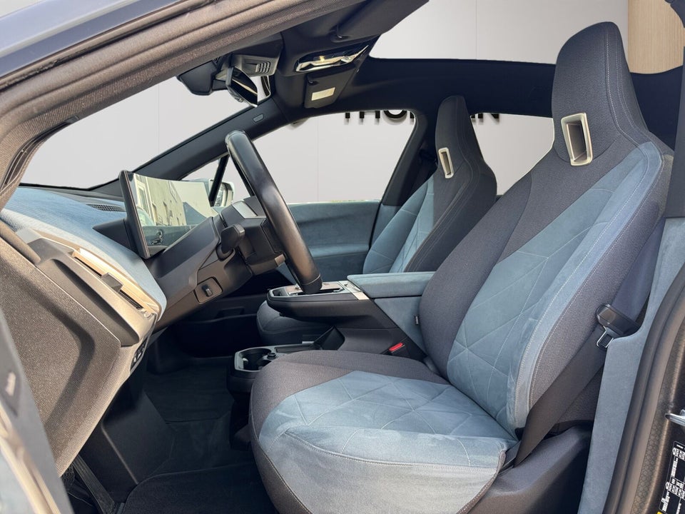 BMW iX xDrive50 Fully Charged 5d