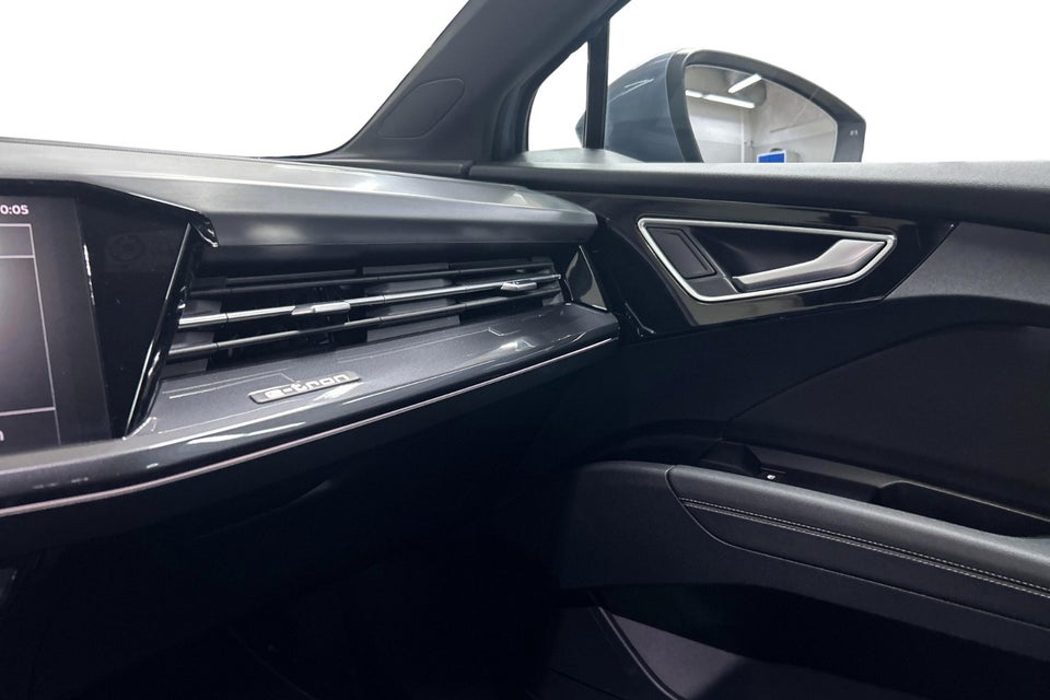 Audi Q4 e-tron 50 Attitude quattro 5d