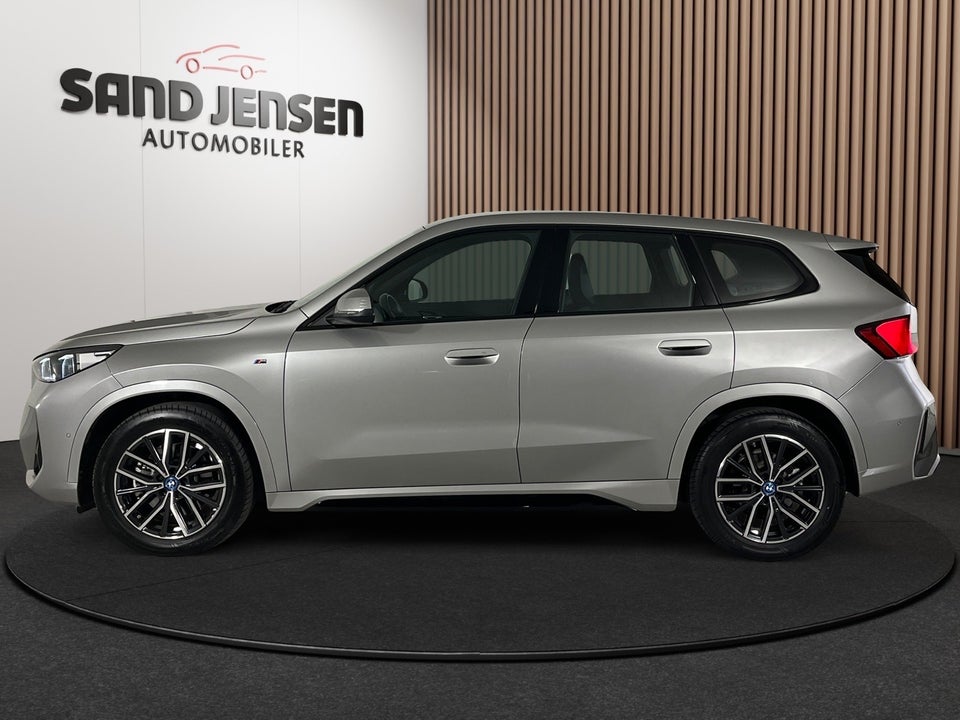 BMW iX1 xDrive30 M-Sport 5d