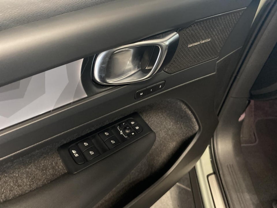 Volvo XC40 ReCharge Extended Range Ultimate 5d