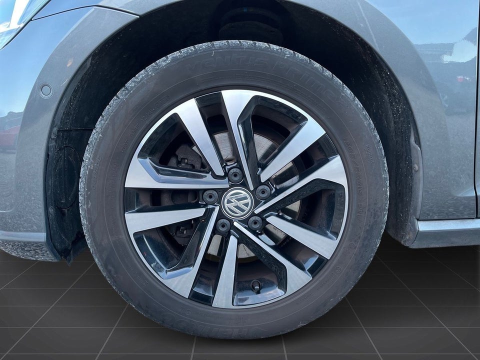 VW Golf VII 1,6 TDi 115 IQ.Drive Variant DSG 5d