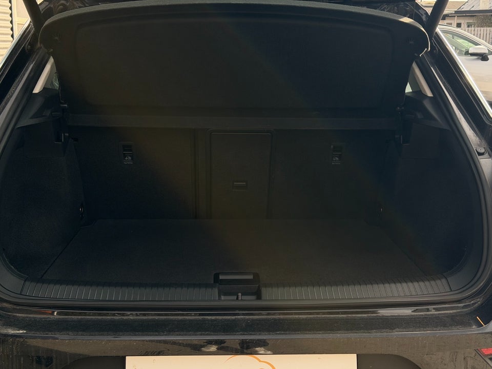 VW T-Roc 1,0 TSi 115 Style 5d