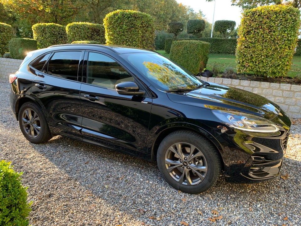 Ford Kuga 2,5 PHEV ST-Line X CVT 5d