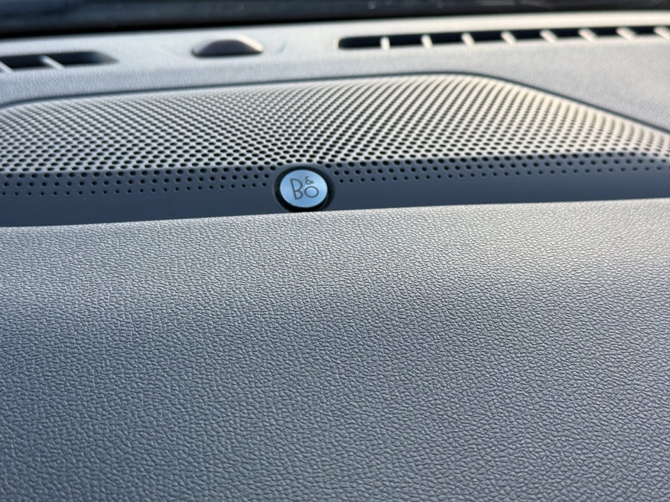 Ford Kuga 2,5 PHEV ST-Line X CVT 5d