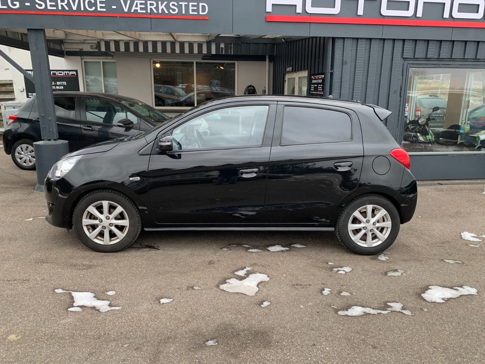 Mitsubishi Space Star 1,2 Black & White 5d