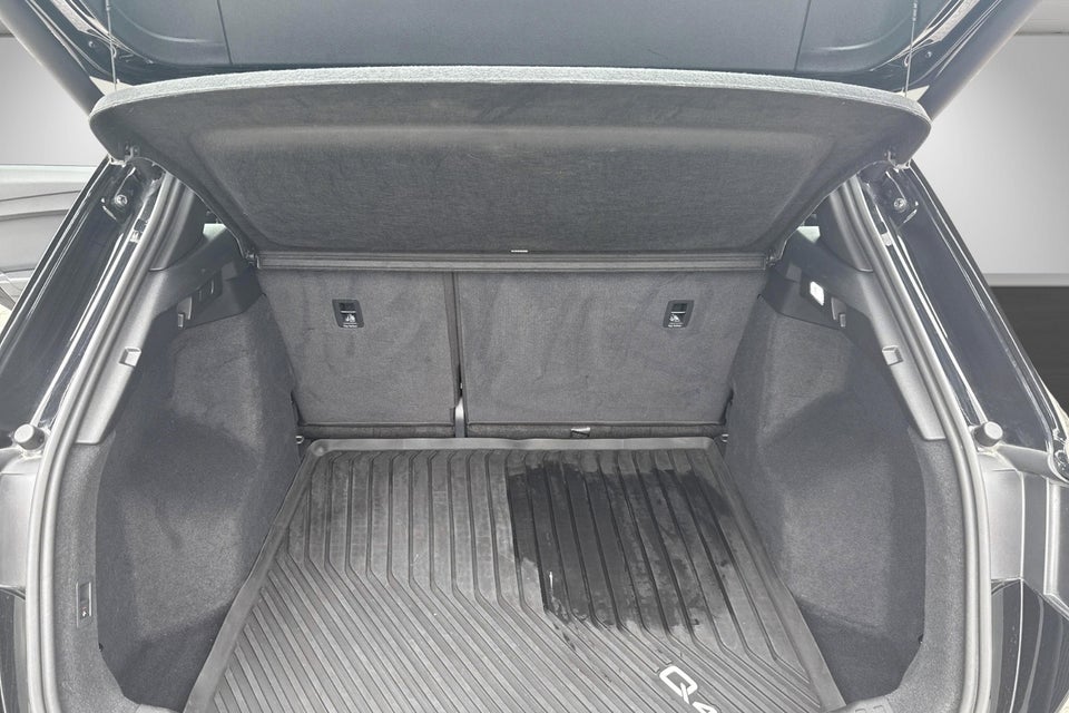 Audi Q4 e-tron 45 Progress 5d