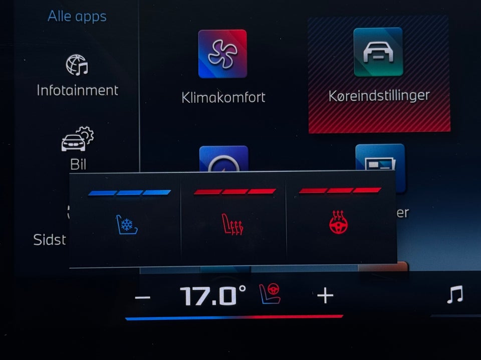 BMW i7 M70 xDrive 4d