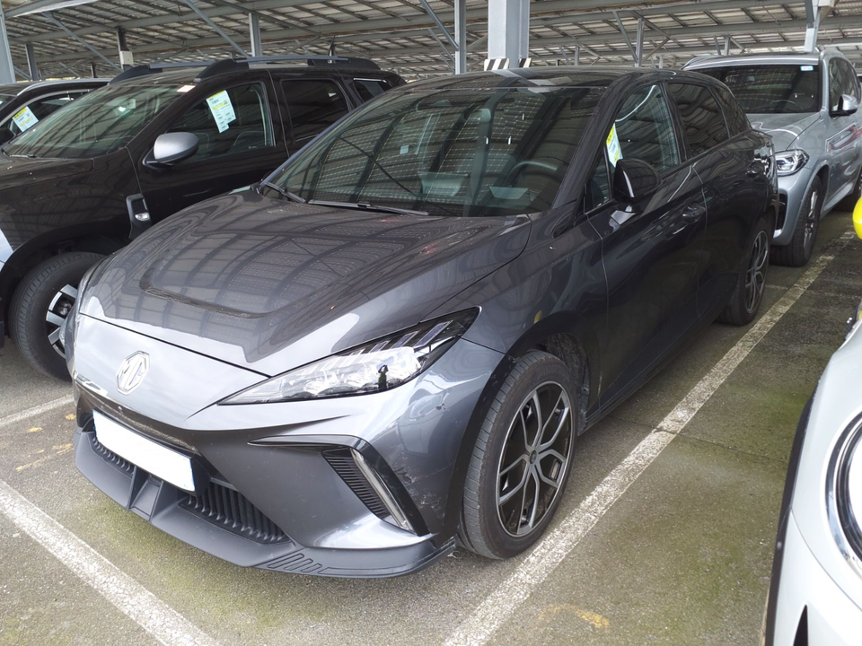 MG 4 77 Luxury Extended Range 5d