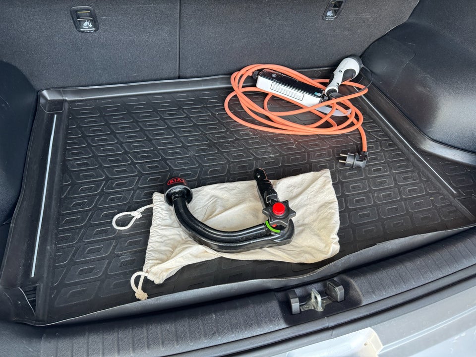 Kia e-Niro 64 Advance 5d