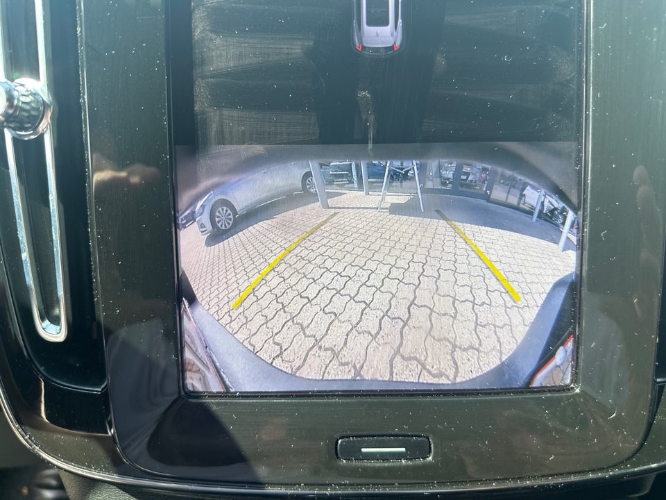 Volvo XC40 ReCharge Extended Range Plus 5d