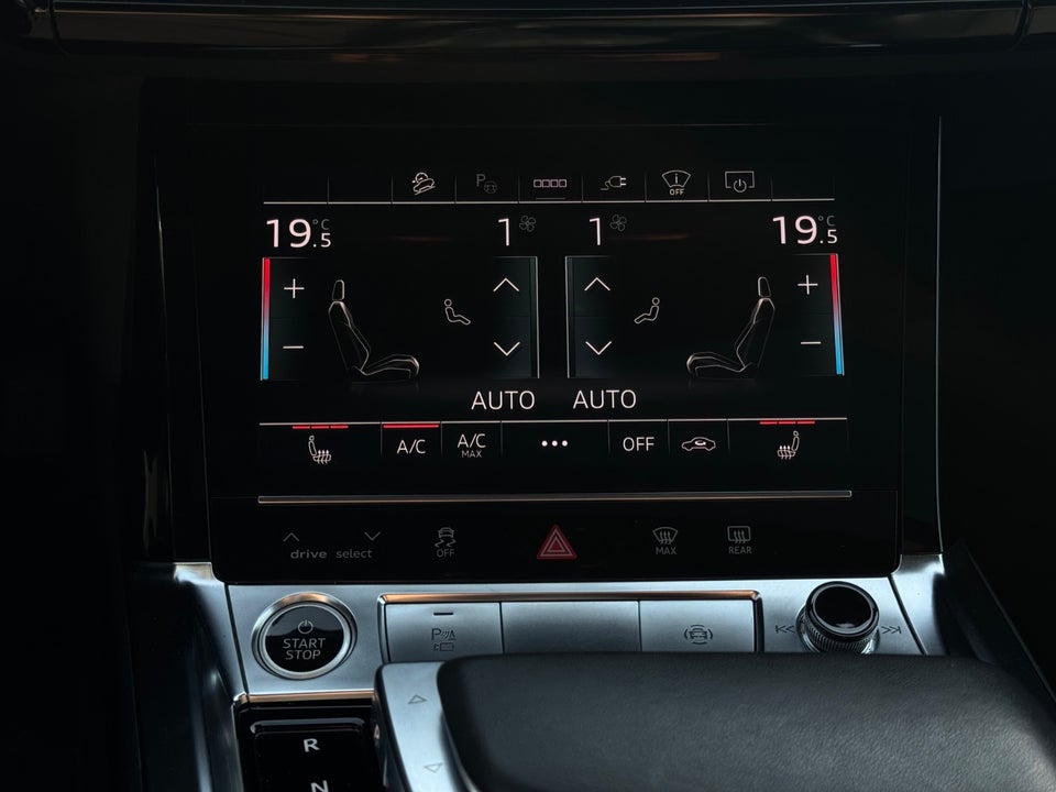 Audi e-tron 55 S-line quattro 5d