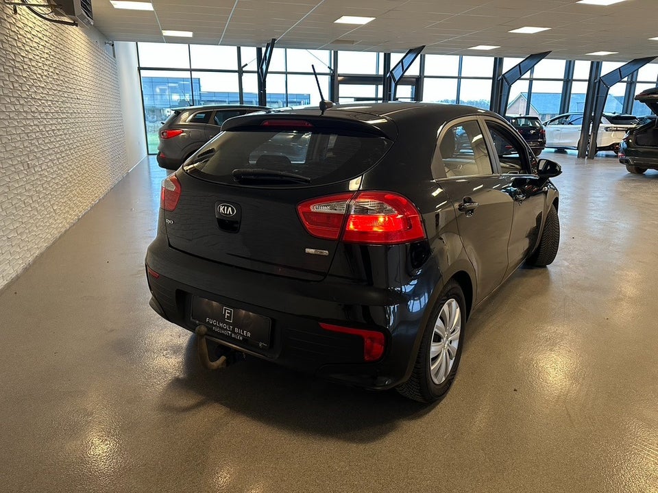Kia Rio 1,1 CRDi 75 Attraction+ 5d