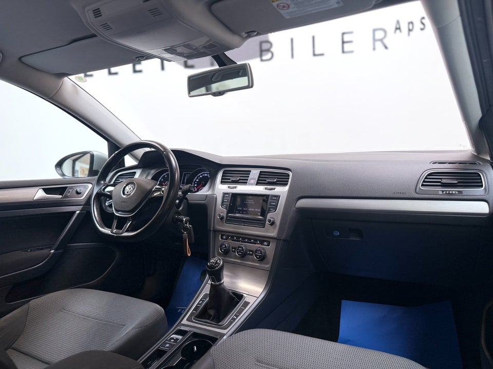 VW Golf VII 1,4 TSi 122 Comfortline BMT 5d