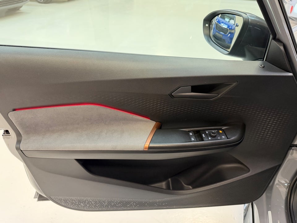Cupra Born 58 e-Boost Dinamica Pack 5d