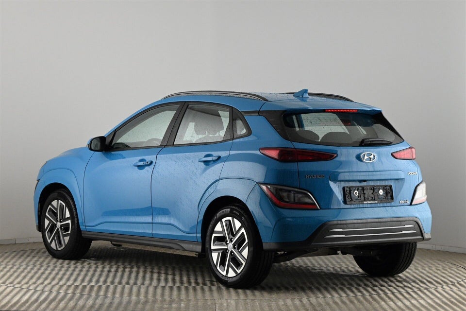 Hyundai Kona 64 EV Essential 5d