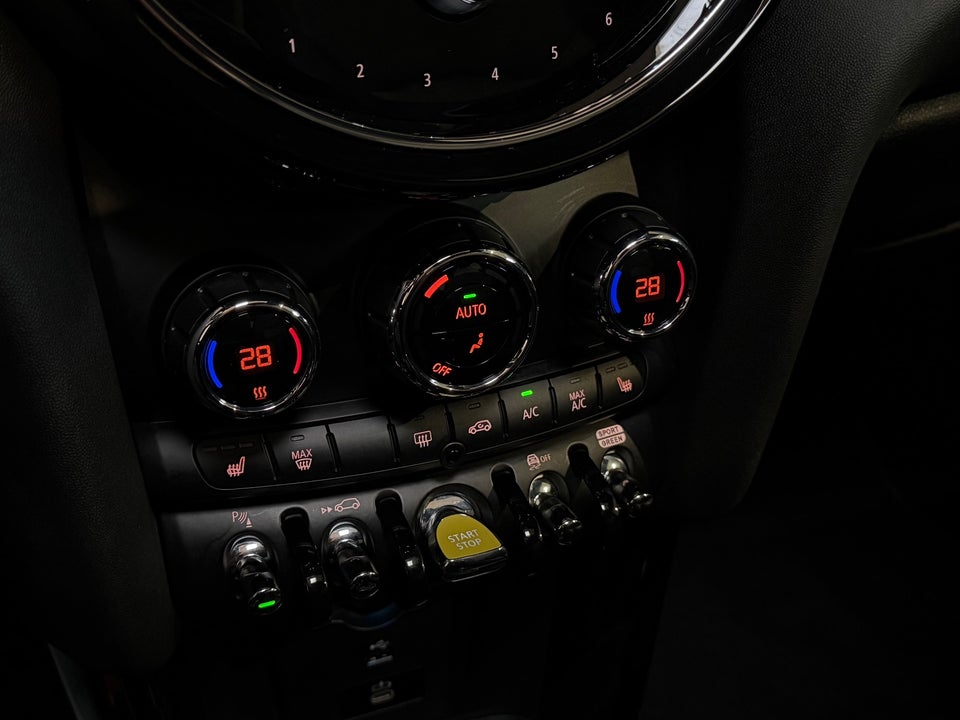 MINI Cooper SE Maximise 3d