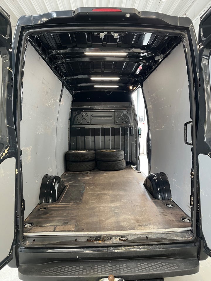 Iveco Daily 3,0 35S21 12m³ Van AG8
