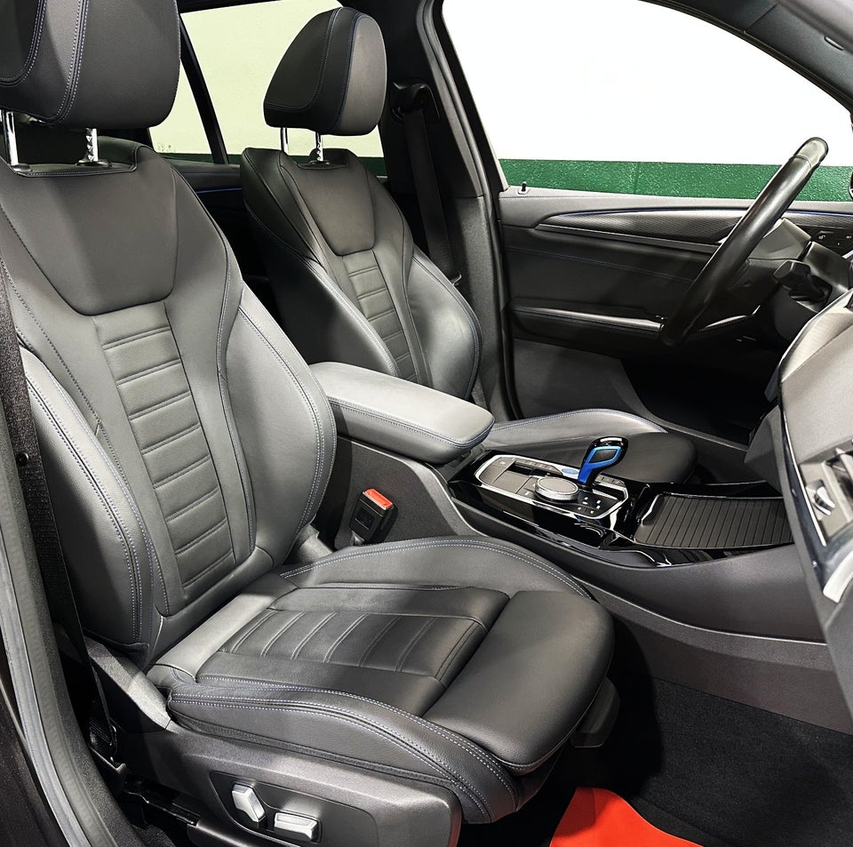 BMW iX3 Charged Plus M-Sport 5d