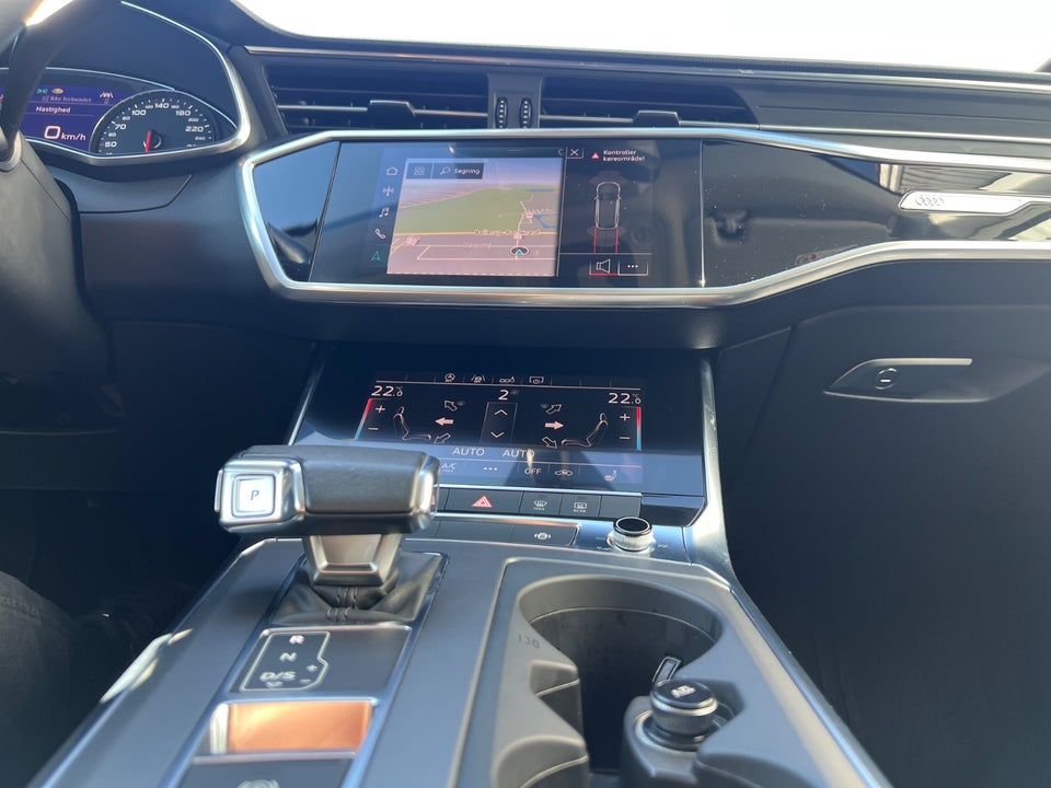 Audi A6 40 TDi S-line Avant S-tr. 5d