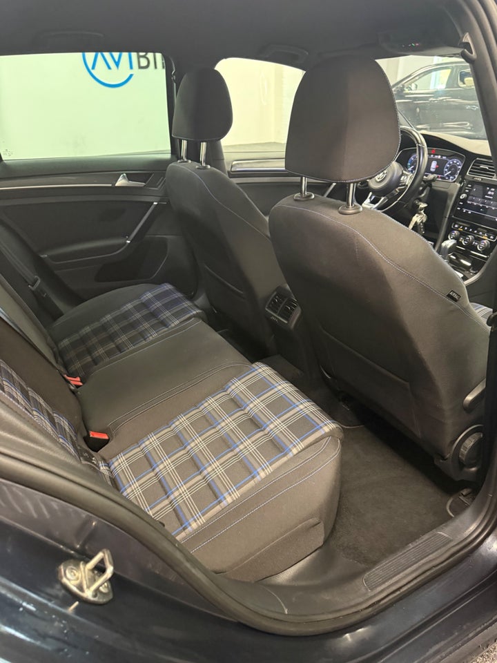 VW Golf VII 1,4 GTE DSG 5d
