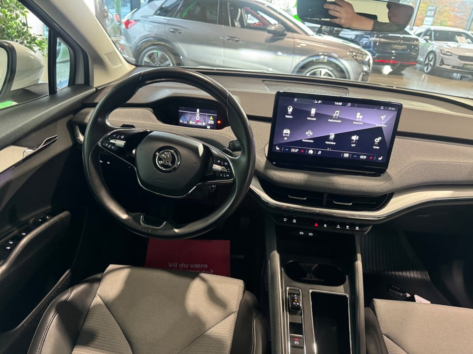 Skoda Enyaq 60 iV Loft 5d