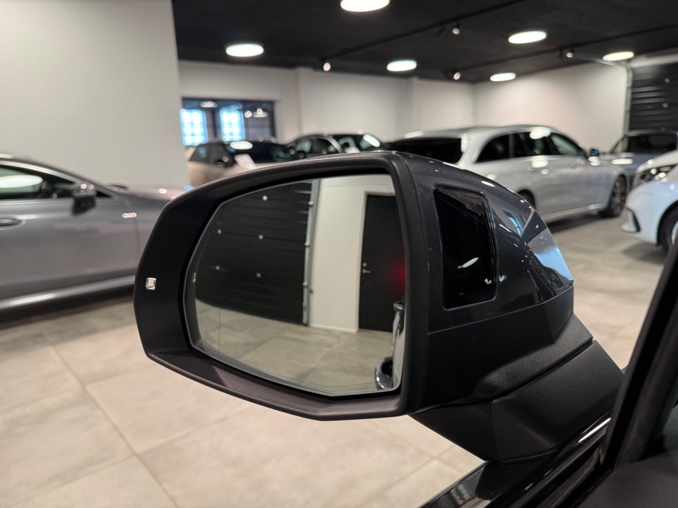 Audi Q7 55 TFSi e S-line quattro Tiptr. 5d