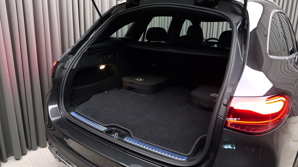 Mercedes GLC300 e 2,0 AMG Line aut. 4Matic 5d