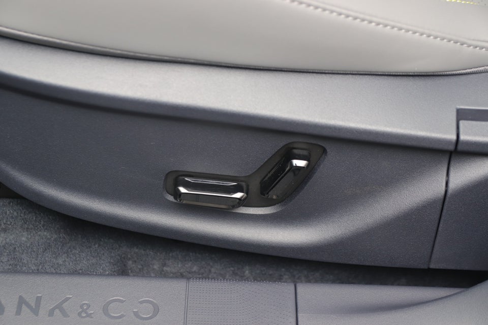 Volvo EX30 Extended Range Ultra 5d