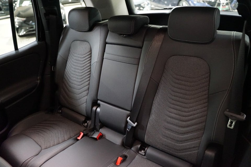 Mercedes EQB250+ Progressive 5d