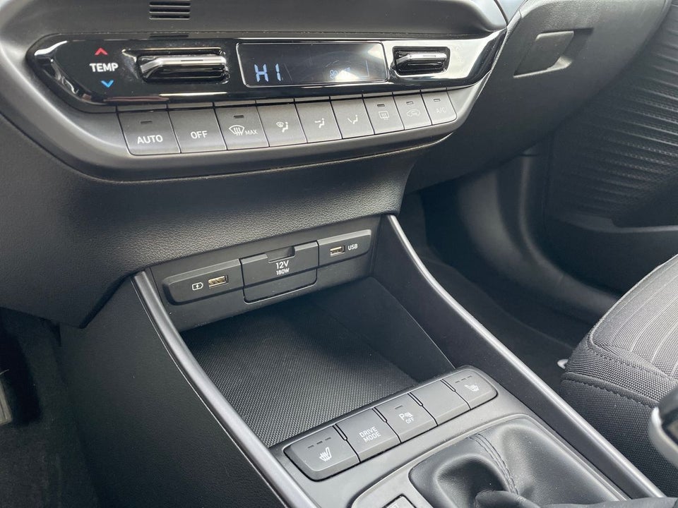Hyundai i20 1,0 T-GDi Essential DCT 5d