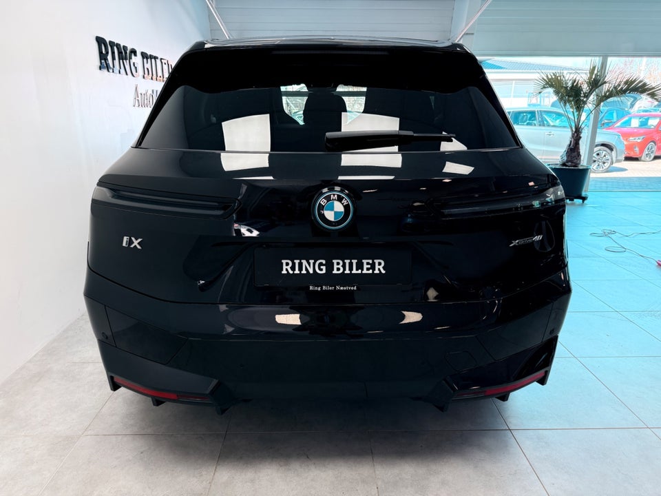 BMW iX xDrive40 Fully Charged Sport 5d