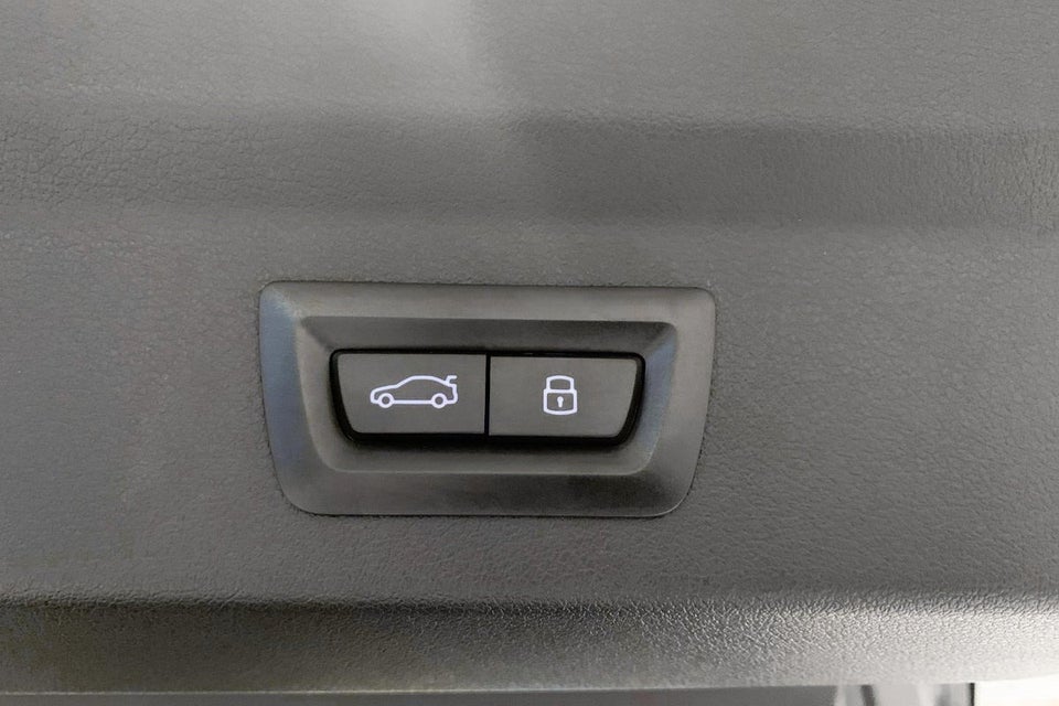 BMW iX2 eDrive20 M-Sport 5d