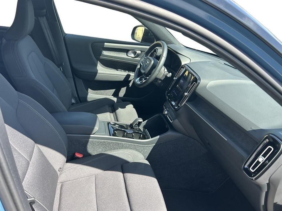 Volvo XC40 ReCharge Twin Plus 5d