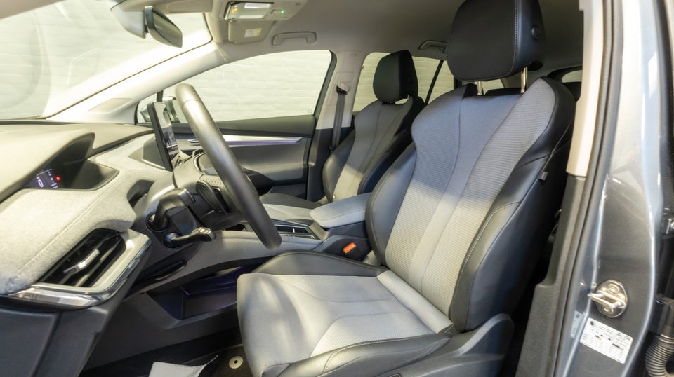 Skoda Enyaq 80 iV Loft 5d