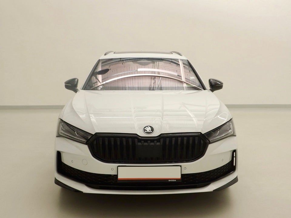 Skoda Superb 1,5 TSi iV Sportline Combi DSG 5d