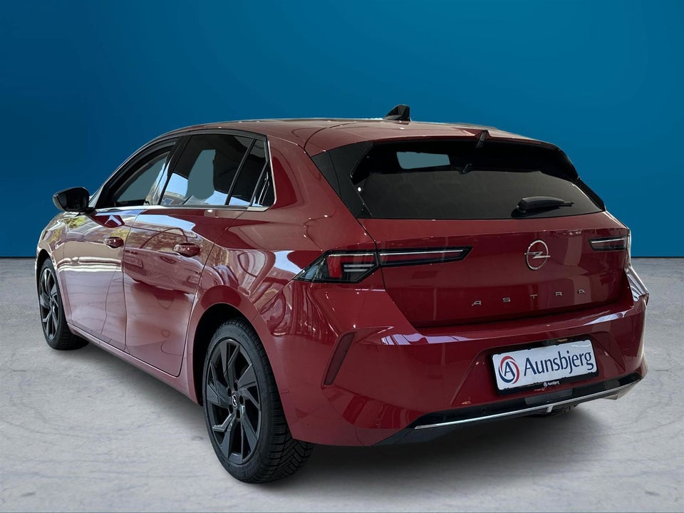Opel Astra 1,5 D 130 Elegance 5d