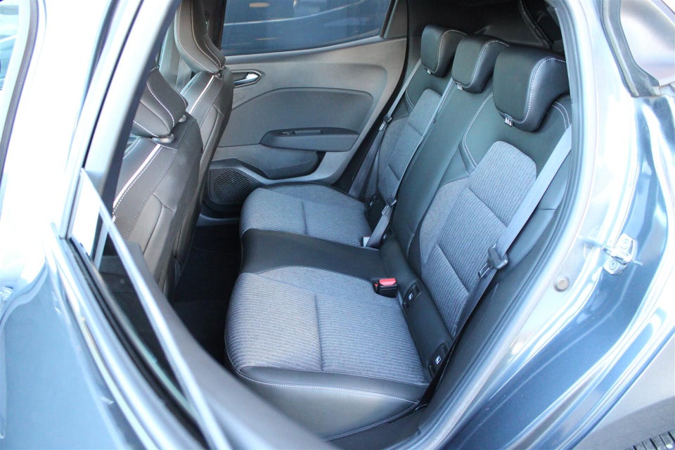 Renault Clio V 1,0 TCe 100 Intens 5d