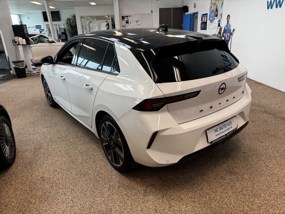 Opel Astra-e 54 Ultimate 5d