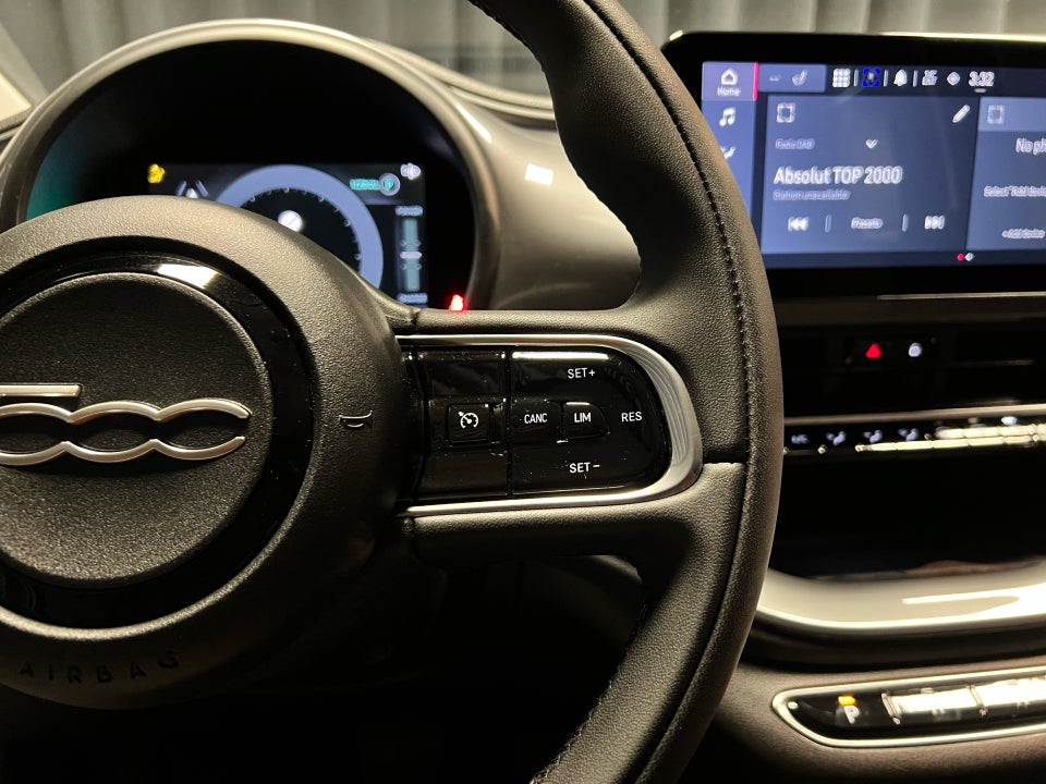 Fiat 500e 42 Icon 3d