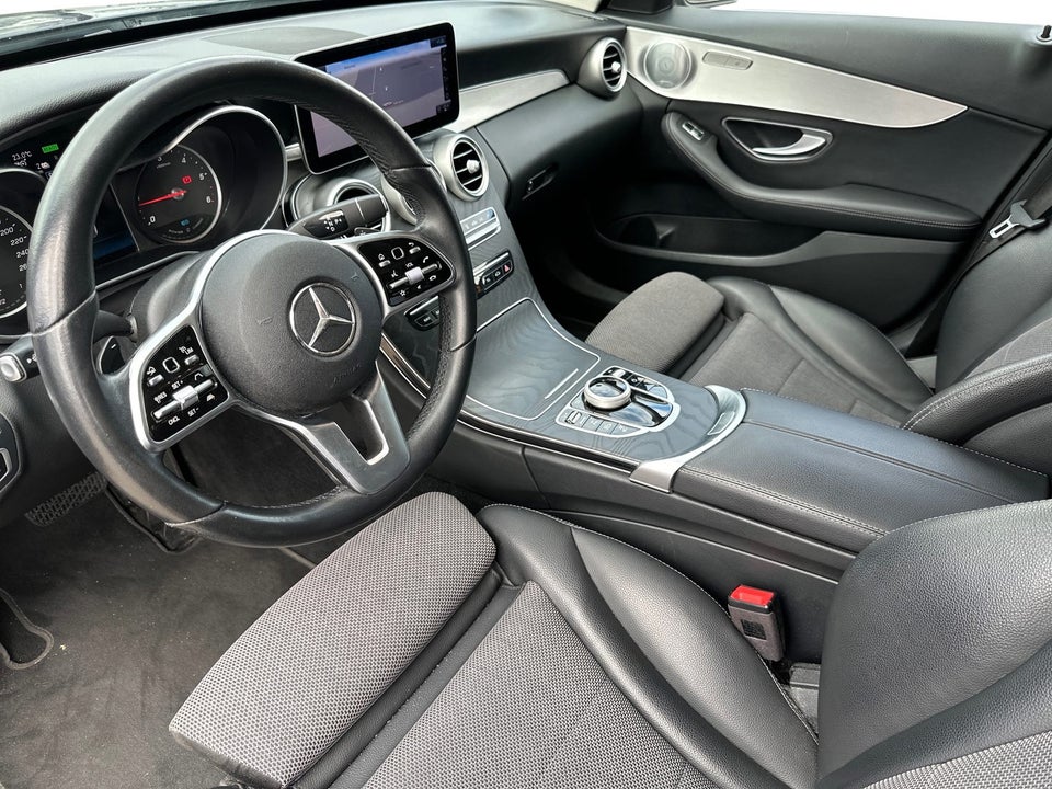 Mercedes C300 de 2,0 Avantgarde aut. 4d