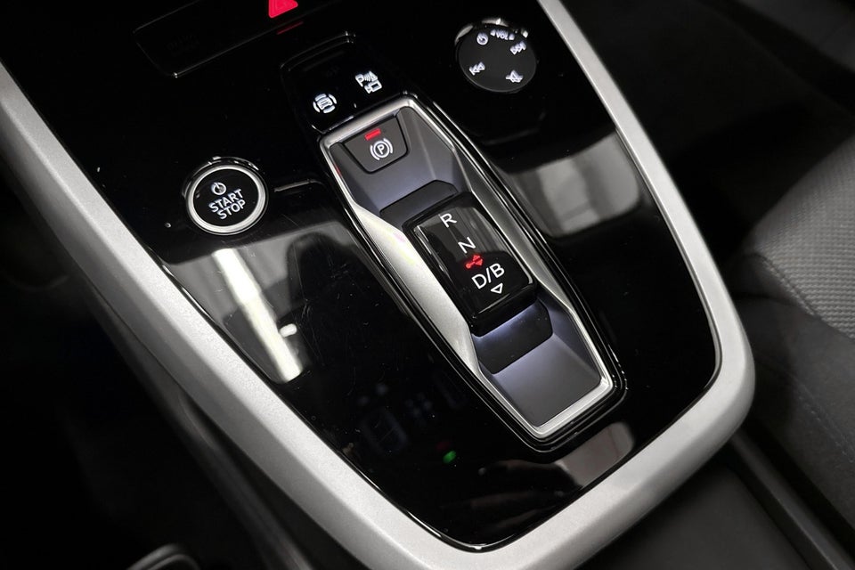 Audi Q4 e-tron 45 Progress 5d
