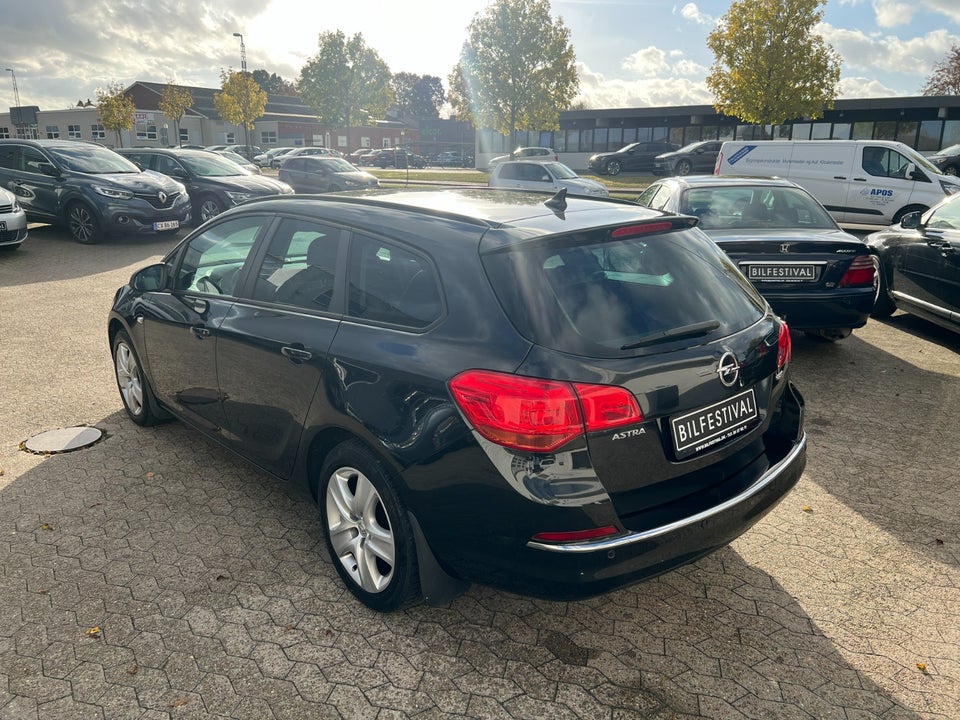 Opel Astra 1,6 CDTi 136 Sport Sports Tourer 5d