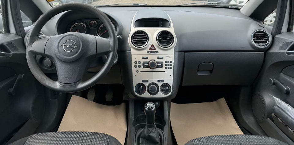 Opel Corsa 1,0 12V Enjoy 3d