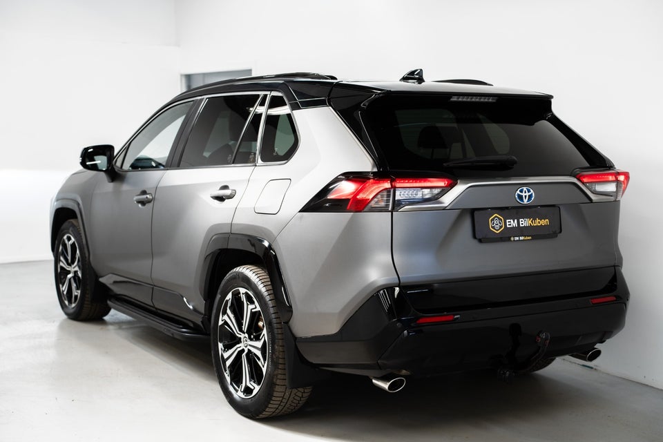Toyota RAV4 2,5 Plug-in Hybrid H3 Executive AWD-i 5d